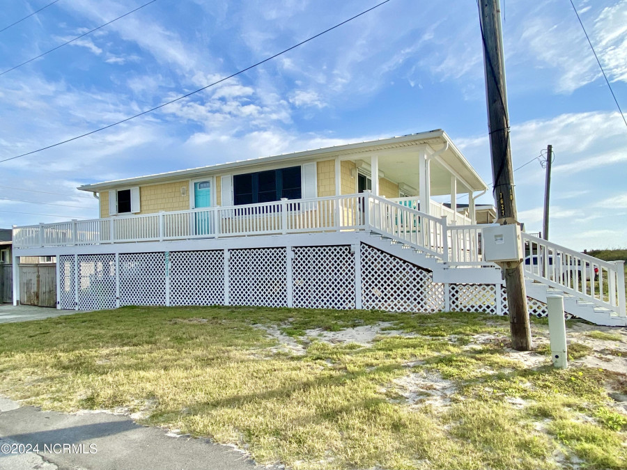 8811 2nd Ave North Topsail Beach, NC 28460