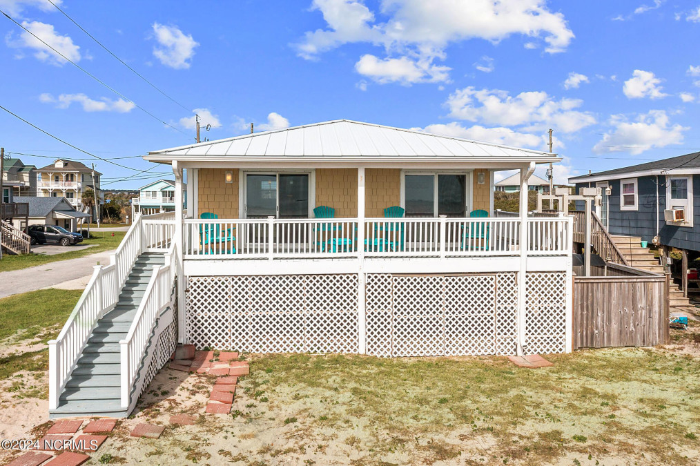 8811 2nd Ave North Topsail Beach, NC 28460