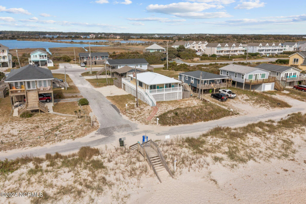 8811 2nd Ave North Topsail Beach, NC 28460