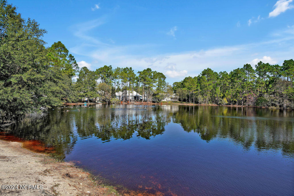 1121 Grant Cir Southport, NC 28461