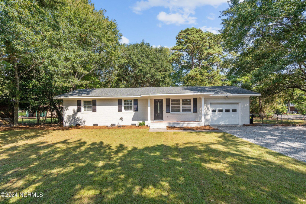 102 Mohican Trl Wilmington, NC 28409