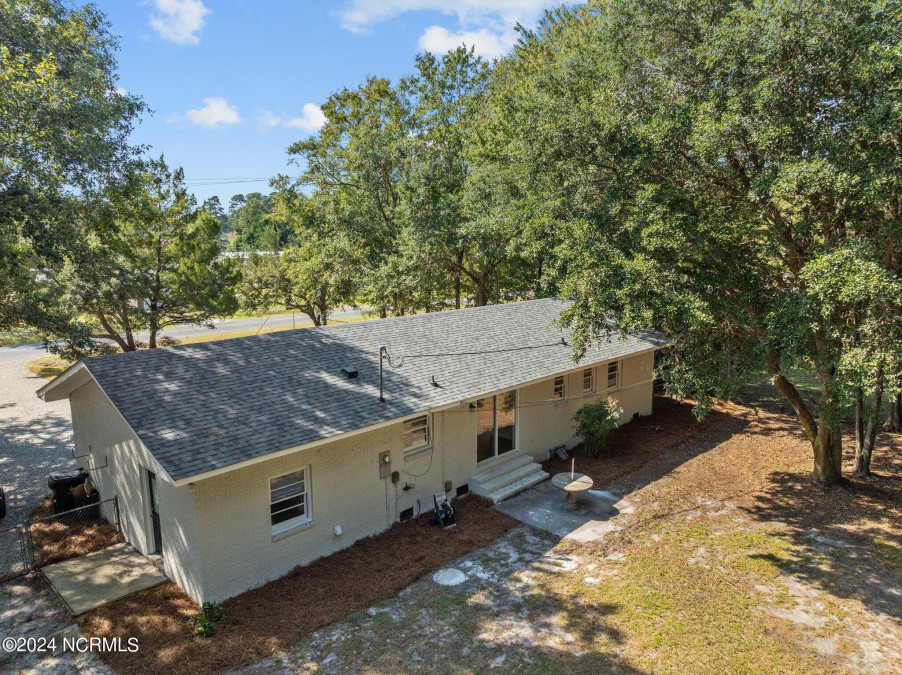 102 Mohican Trl Wilmington, NC 28409