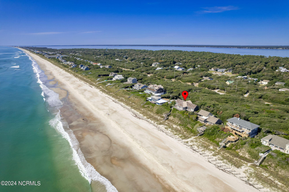 209 Salter Path Rd Pine Knoll Shores, NC 28512