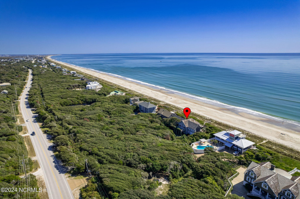 209 Salter Path Rd Pine Knoll Shores, NC 28512