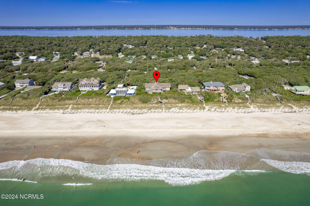 209 Salter Path Rd Pine Knoll Shores, NC 28512