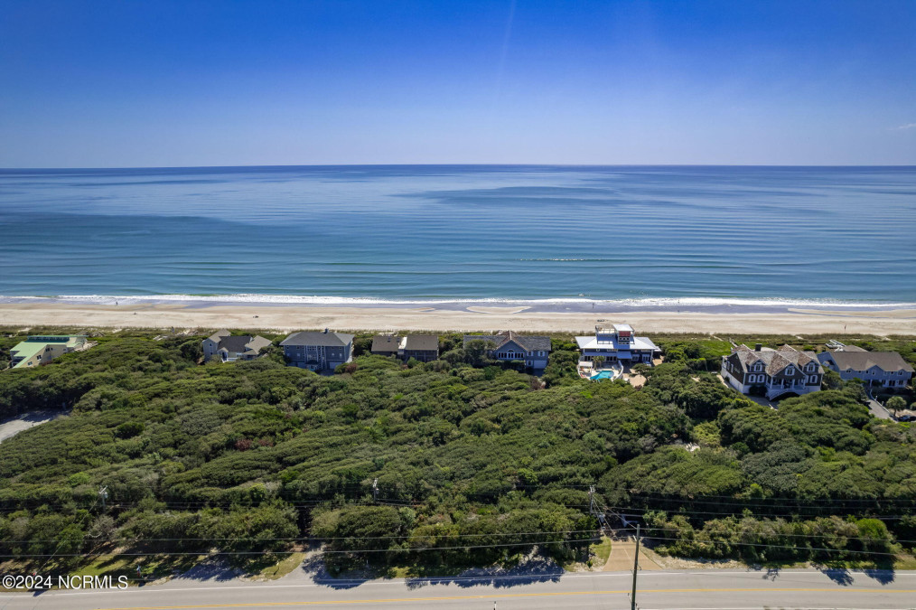 209 Salter Path Rd Pine Knoll Shores, NC 28512