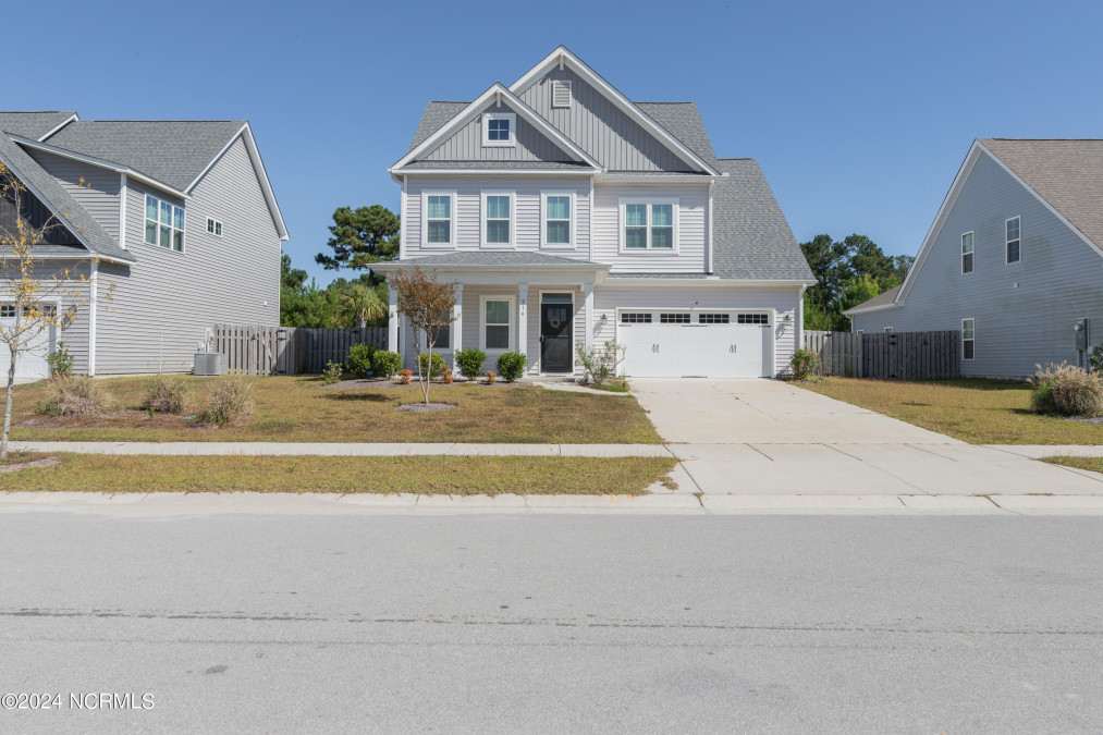 216 Bachmans Trl Hampstead, NC 28443