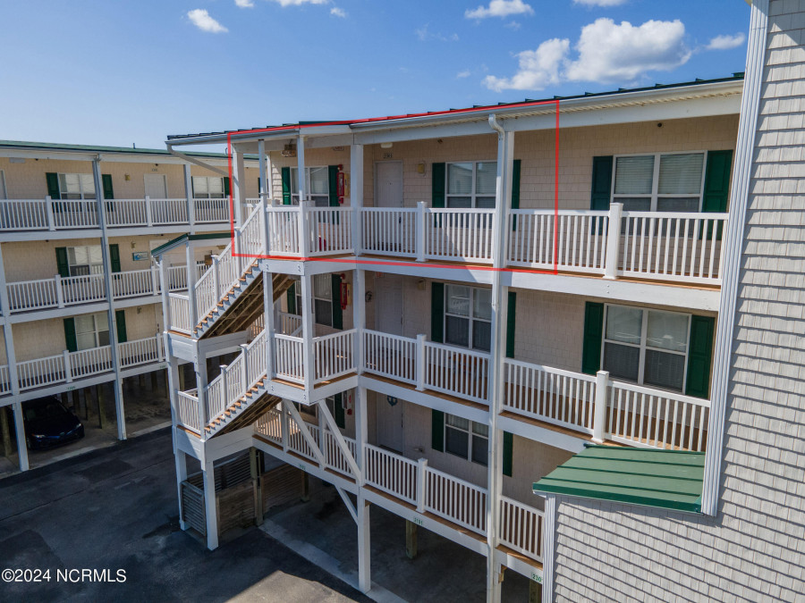 105 58th St Oak Island, NC 28465