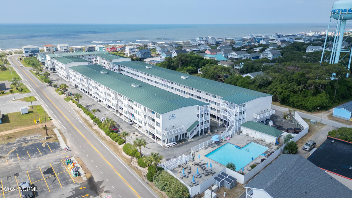 105 58th St Oak Island, NC 28465