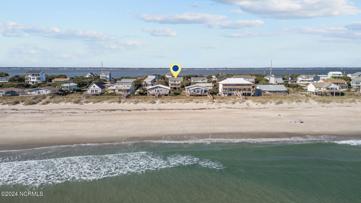 1410 Ocean Dr Emerald Isle, NC 28594