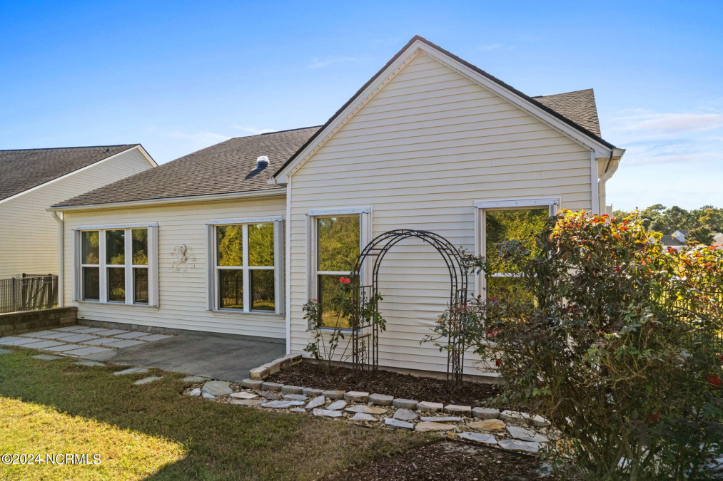 5086 Capstan Ct Southport, NC 28461