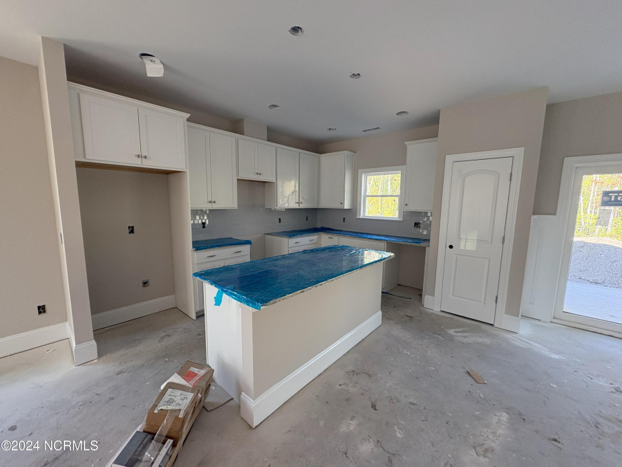 27 Streambed Way Hampstead, NC 28443