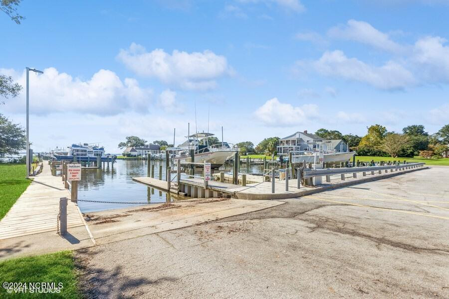 206 Sandpiper Dr Newport, NC 28570