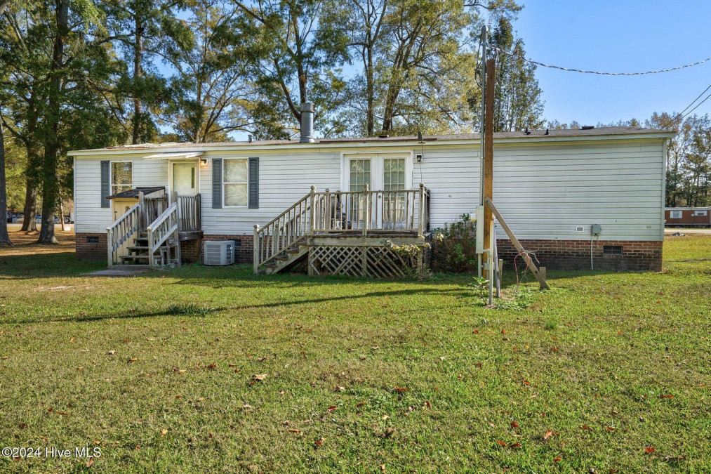 616 Saint Lewis Rd Macclesfield, NC 27852