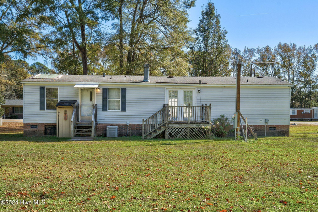 616 Saint Lewis Rd Macclesfield, NC 27852