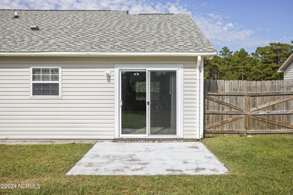 802 Brewster Ln Wilmington, NC 28412