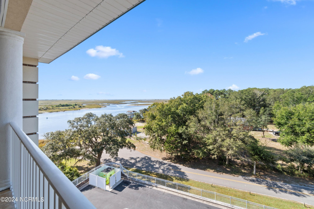 915 Shoreline Dr Sunset Beach, NC 28468