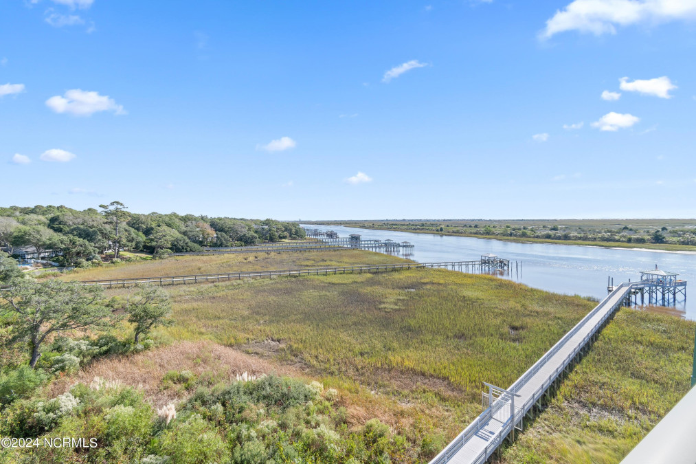 915 Shoreline Dr Sunset Beach, NC 28468