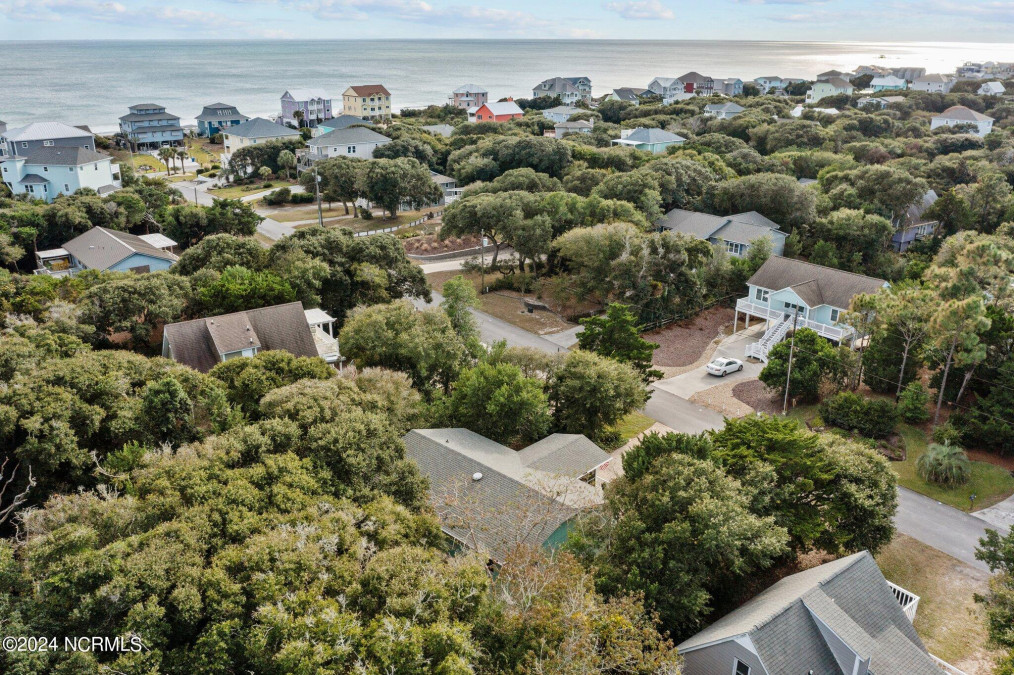 112 Purdie Dr Emerald Isle, NC 28594