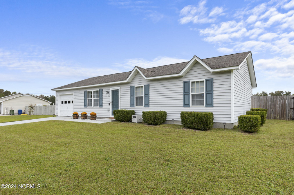 133 Wigeon Rd Jacksonville, NC 28540