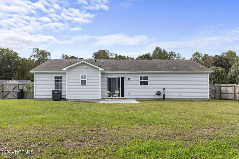 133 Wigeon Rd Jacksonville, NC 28540