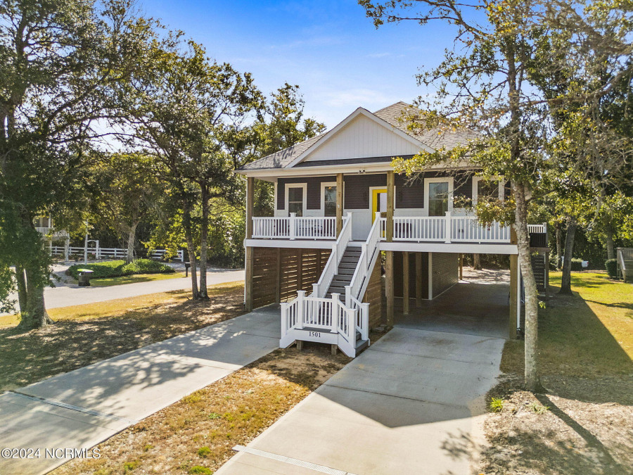 1501 Oak Island Dr Oak Island, NC 28465