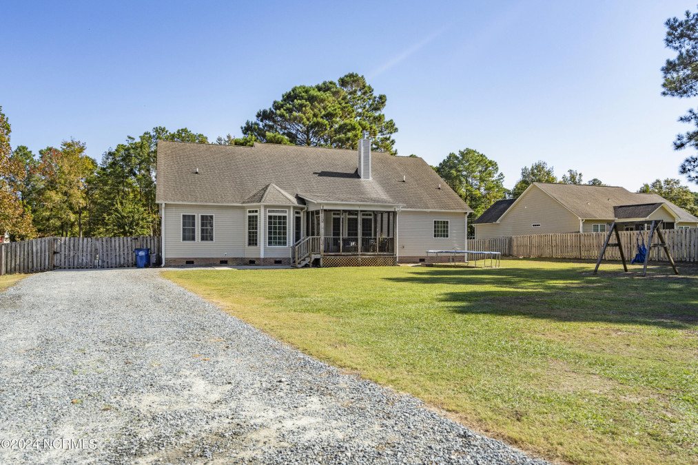 958 Washington Acres Rd Hampstead, NC 28443