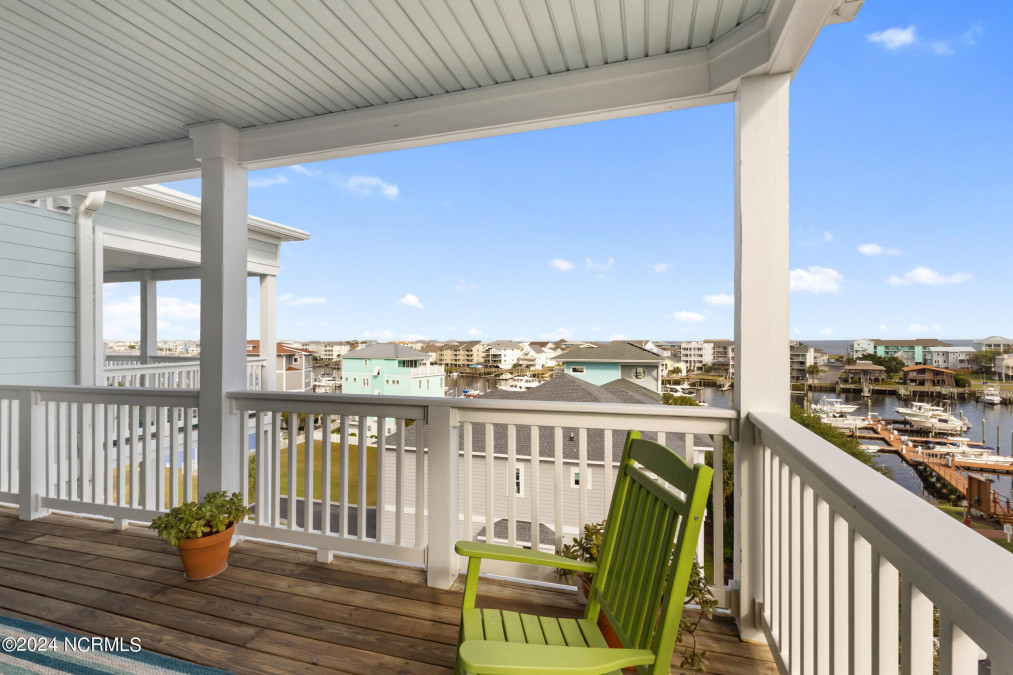 712 Saint Joseph St Carolina Beach, NC 28428