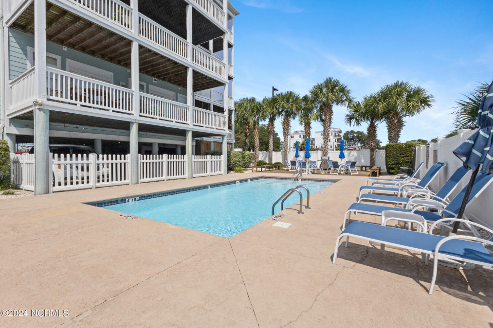 712 Saint Joseph St Carolina Beach, NC 28428