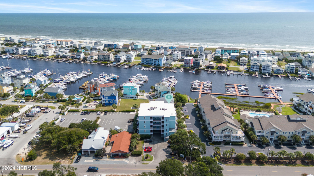 712 Saint Joseph St Carolina Beach, NC 28428