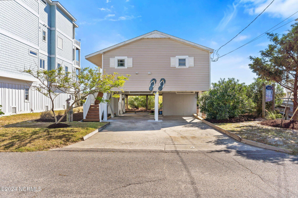 311 Carolina Beach Ave Carolina Beach, NC 28428