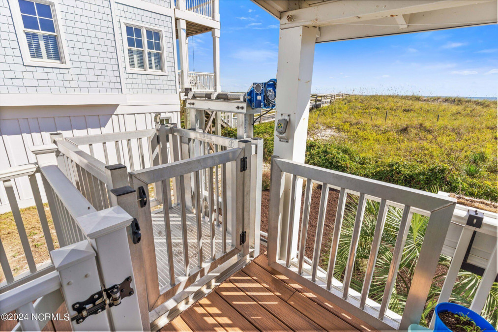 311 Carolina Beach Ave Carolina Beach, NC 28428