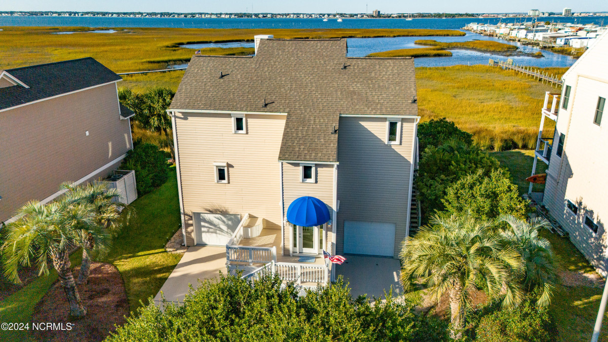 123 Island Quay Dr Atlantic Beach, NC 28512