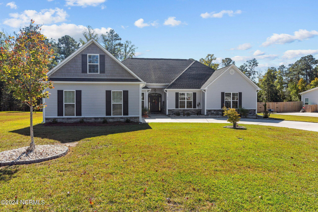 1034 Bluefish Pl New Bern, NC 28562