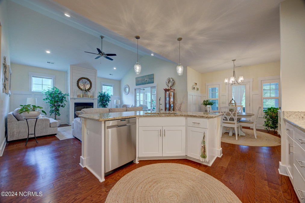 3854 Winding Vine Way Southport, NC 28461