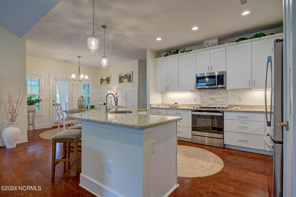 3854 Winding Vine Way Southport, NC 28461