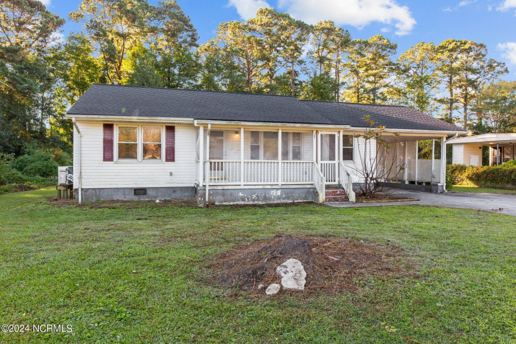 209 Nunn St Havelock, NC 28532