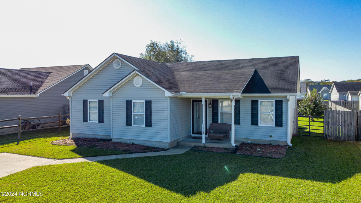 1305 Jessica St Elizabeth City, NC 27909