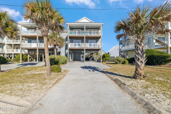 2017 Shore Dr Surf City, NC 28445