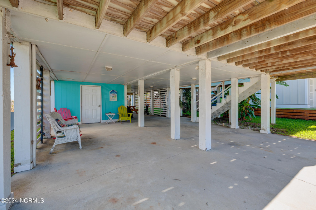 102 Virginia Ave Carolina Beach, NC 28428