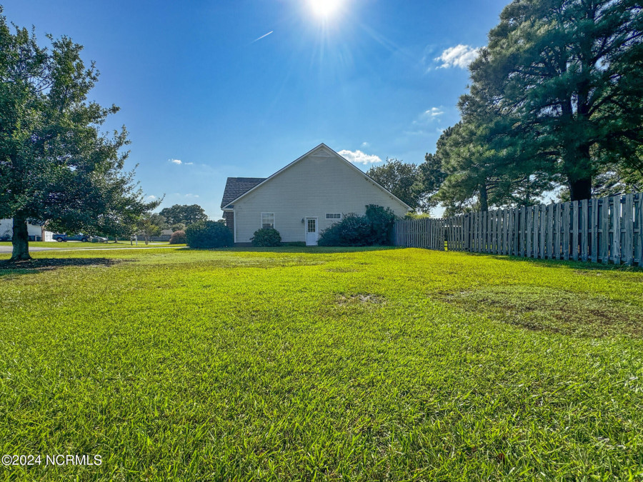 7509 Essary Pl Wilmington, NC 28411