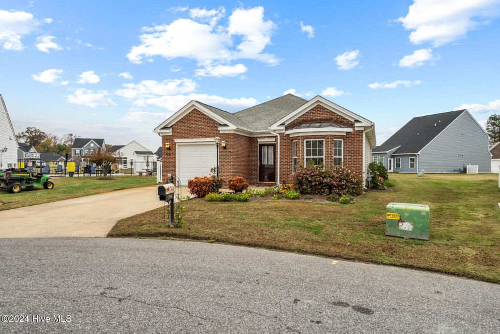 204 Winborne Loop Elizabeth City, NC 27909