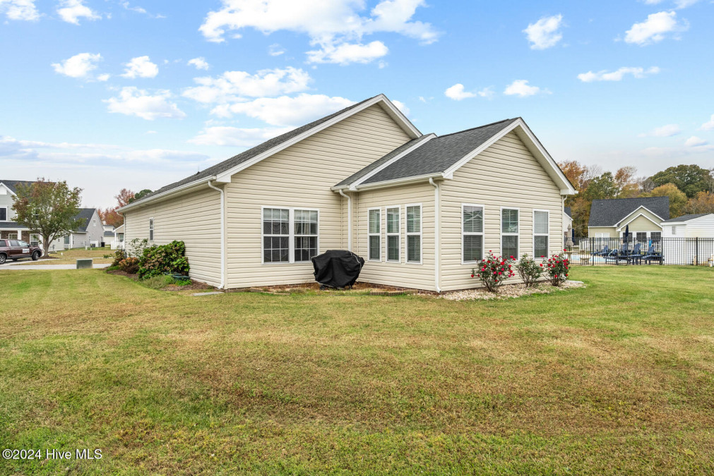 204 Winborne Loop Elizabeth City, NC 27909