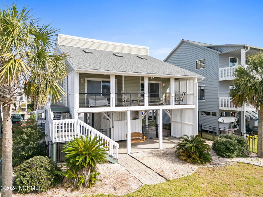 17 Monroe St Ocean Isle Beach, NC 28469