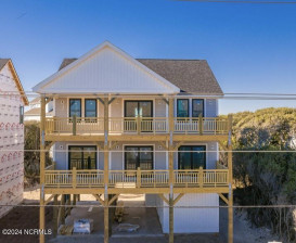 2115 Shore Dr Surf City, NC 28445