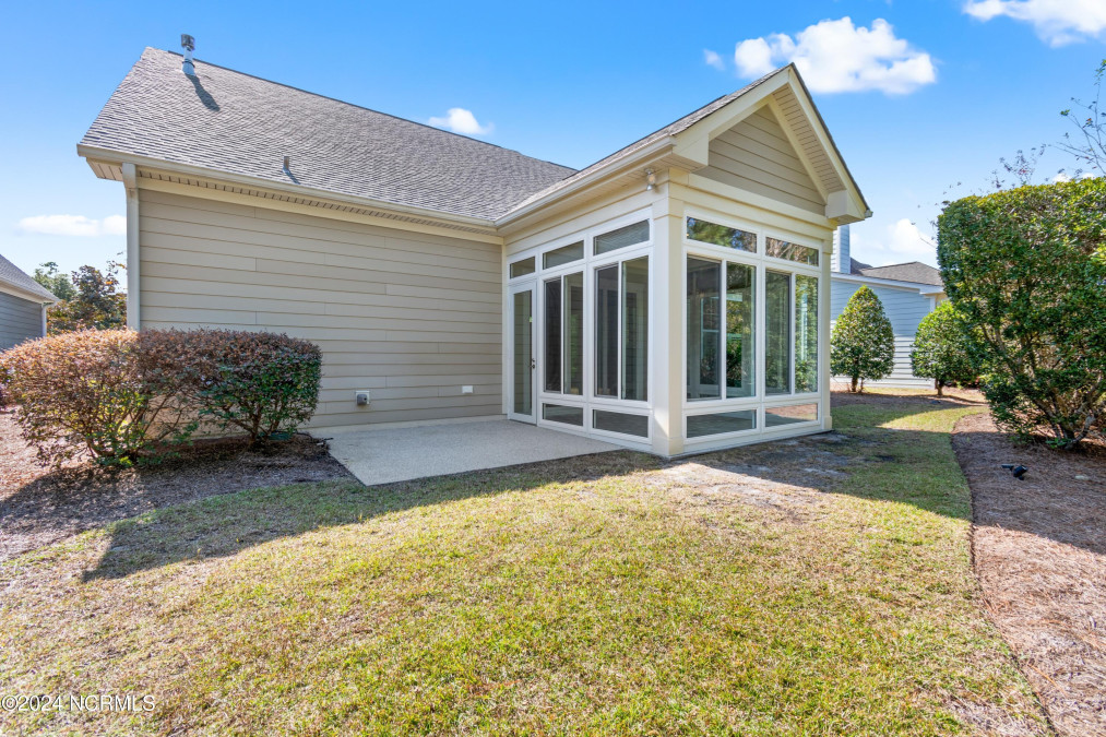 3232 Seagrass Ct Southport, NC 28461