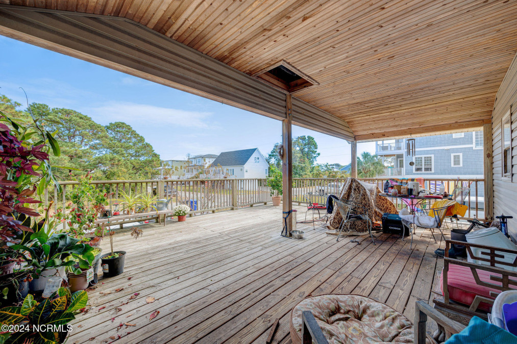 908 Third St Carolina Beach, NC 28428