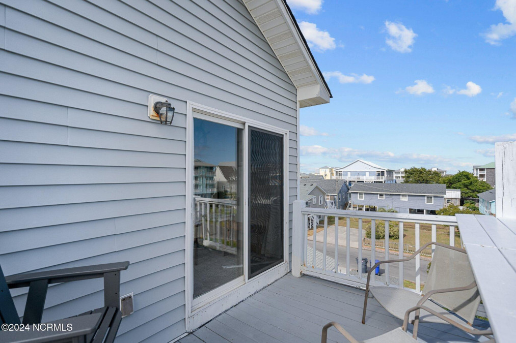 1216 Canal Dr Carolina Beach, NC 28428