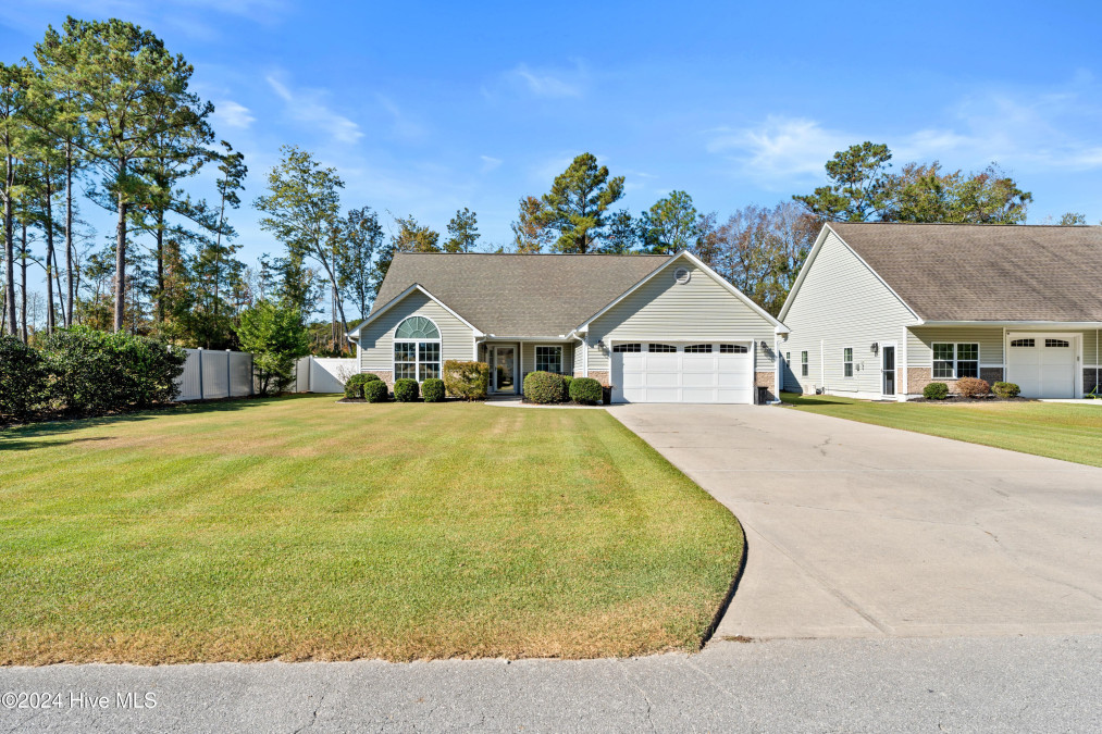 239 Wildwood St Shallotte, NC 28470