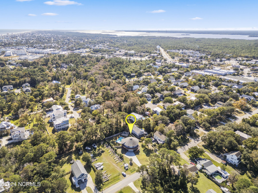 309 Lewis Dr Carolina Beach, NC 28428